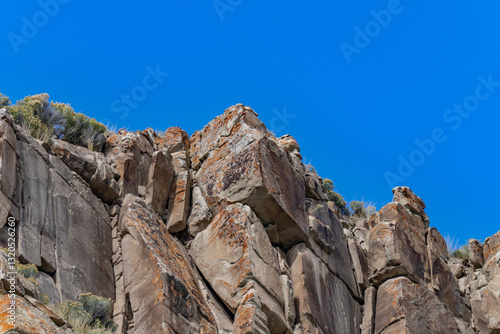 The Sundance Formation is a western North American sequence of Middle Jurassic to Upper Jurassic. Gauconitic gray, buff, and green very limy sandstone , and a few thin shale and limestone beds.  WY