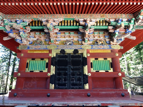 Décorations d'une pagode au Japon
