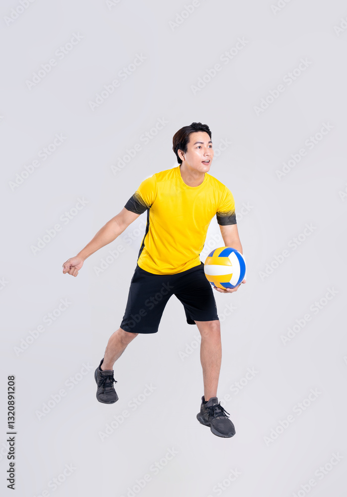 Chân dung người đàn ông châu Á chơi bóng chuyền trên nền trắng Chân dung người đàn ông châu Á chơi bóng chuyền trên nền trắng