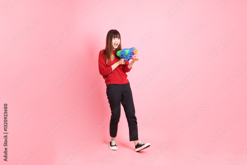 Fototapeta premium 20s woman in red t-shirt