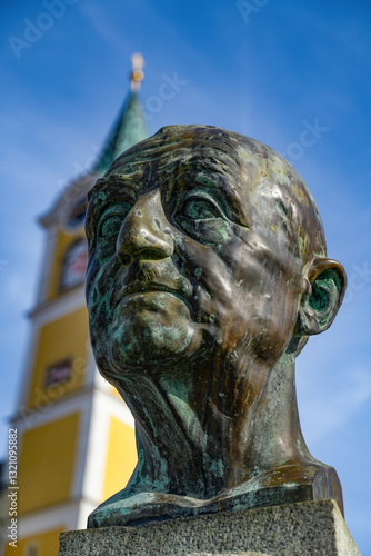 Die Bronzebüste des berühmten Anton Bruckner an seiner Wirkungsstätte Ansfelden/OÖ.