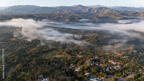 Fényképezés San José de las Matas (Sajoma) República Dominicana, Cordillera Central al Sur y el Valle del Cibao al Norte
