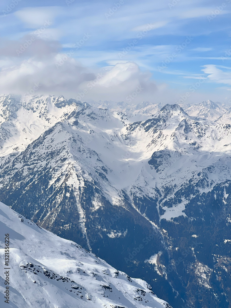 Naklejka premium montagne neve e fredo