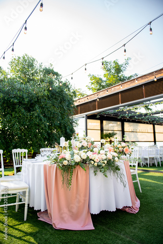 Elegant outdoor event table...