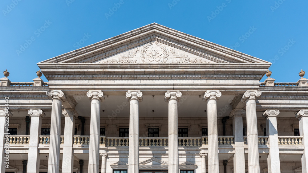 Obraz premium Seokjojeon neoclassical building in the Deoksugung royal palace of Joseon dynasty in Seoul, South Korea