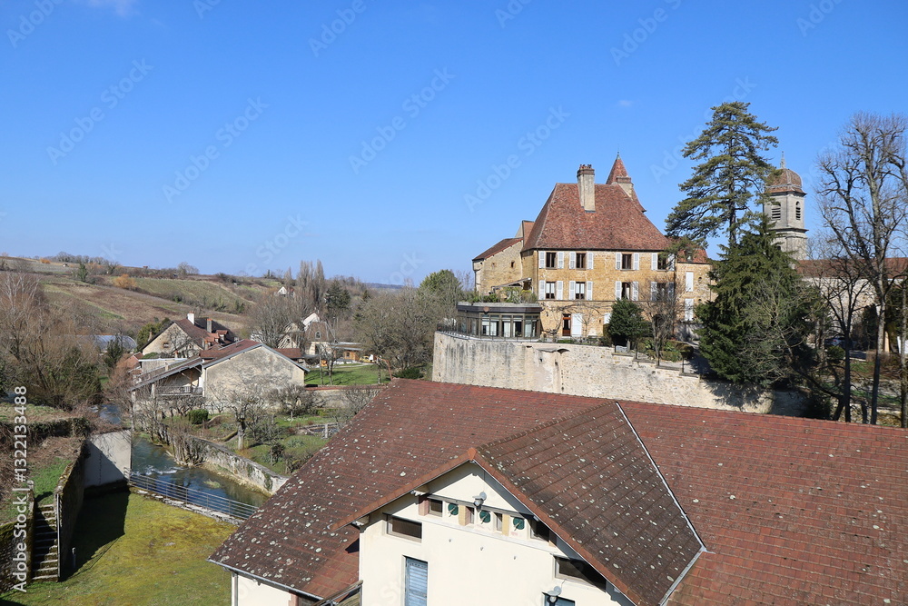 Vue d'ensemble de la ville, ville d'Arbois, département du Jura, France