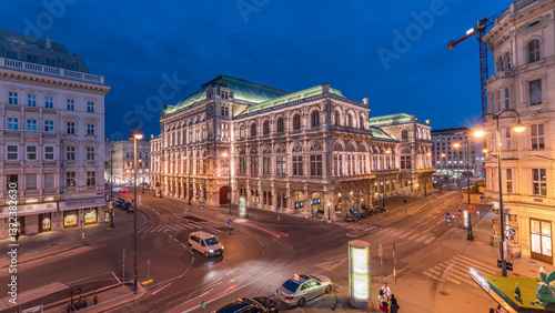 Canvas Print Beautiful view of Wiener Staatsoper aerial day to night timelapse in Vienna, Aus