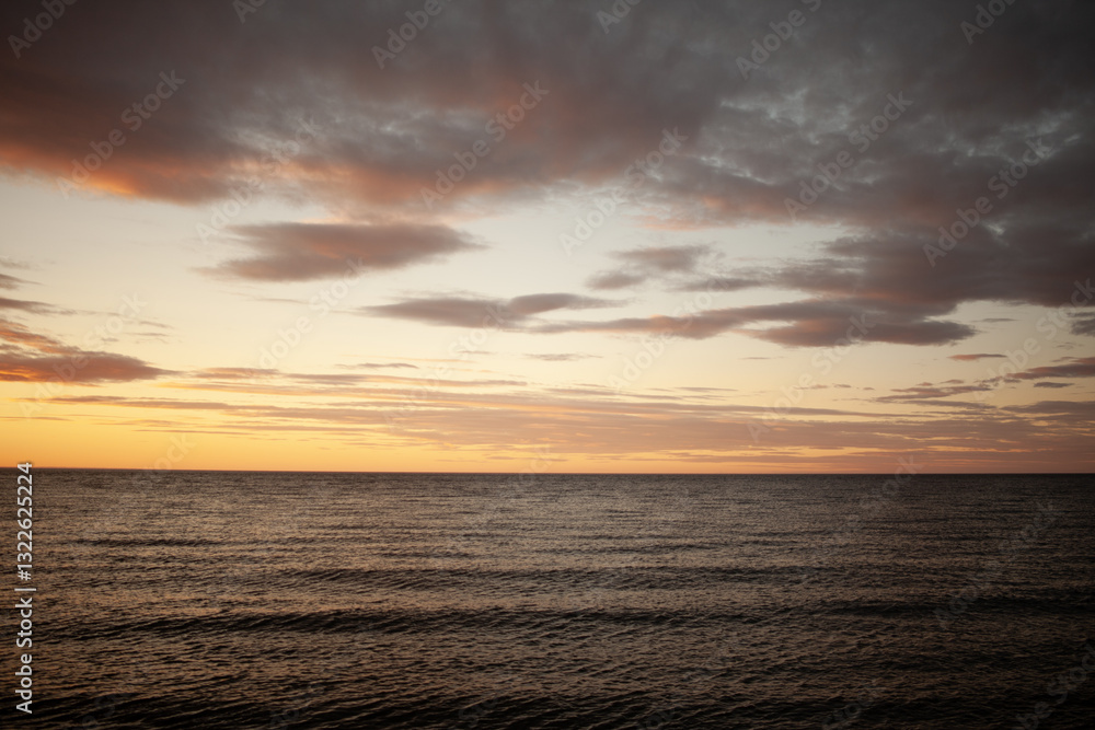 Obraz premium sunset on the beach