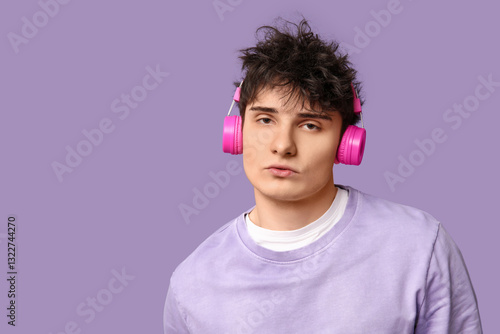 Handsome young man in styli...