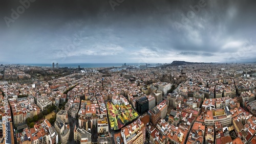 Canvas Print Panoramic view of Barcelona cityscape.