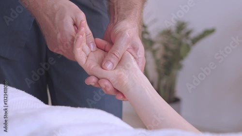 spa hand massage