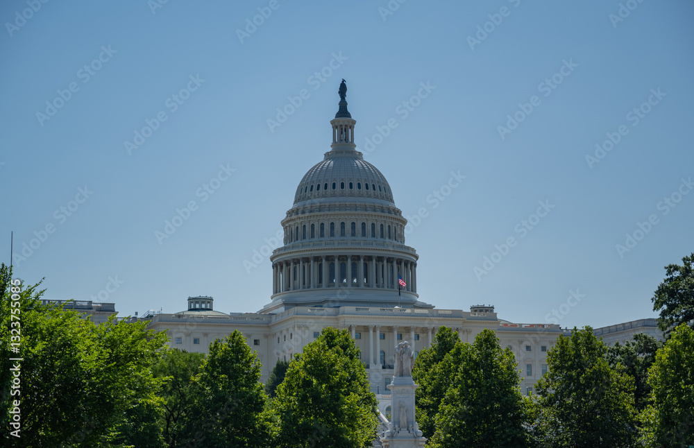 Kapitol der Vereinigten Staaten ist der Sitz des US-Kongresses in Washington, D.C., USA