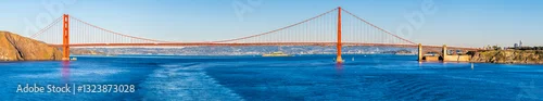 Panel kuchenny z motywem A panorama view at sunset towards the ocean side of the Golden Gate bridge in San Francisco in early springtime