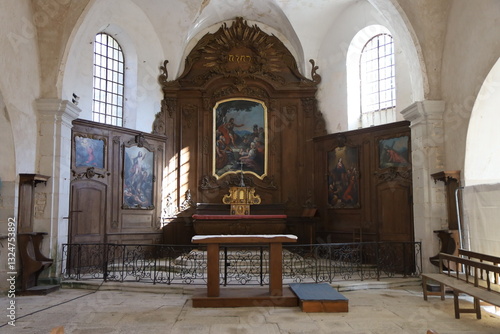 Obraz na płótnie L'église Saint Jean Baptiste, village de Baume Les Messieurs, département du Jura, France w salonie