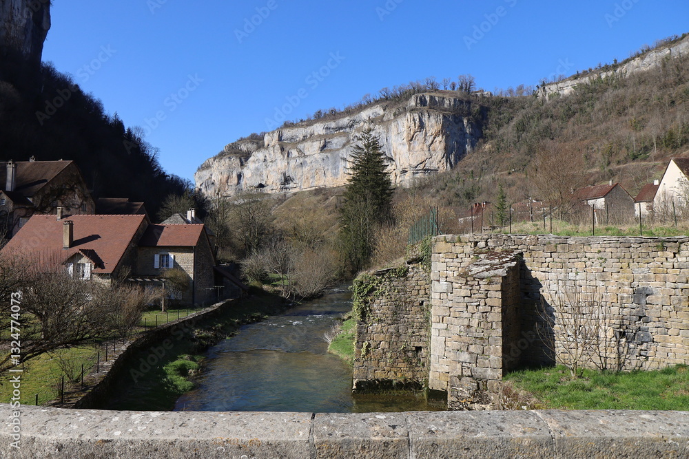 La rivière la Seille, village de Baume Les Messieurs, département du Jura, France