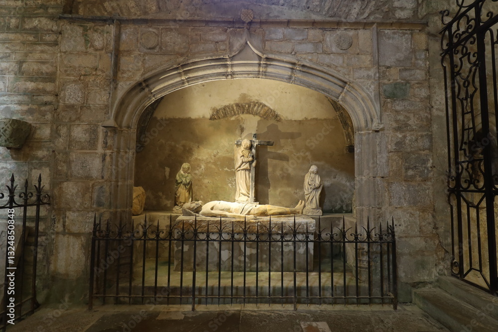L'église Saint Pierre, église romane, village de Baume Les Messieurs, département du Jura, France