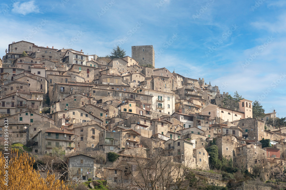 Veduta di Pereto - L'Aquila - Abruzzo - Italia Veduta di Pereto - L'Aquila - Abruzzo - Italia