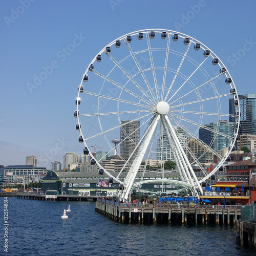 Obraz na płótnie The iconic skyline of downtown Seattle Washington w salonie