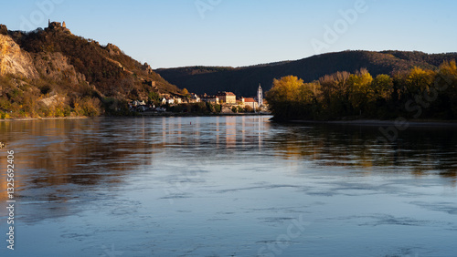 Obraz na płótnie Die Donau in der Wachau w salonie