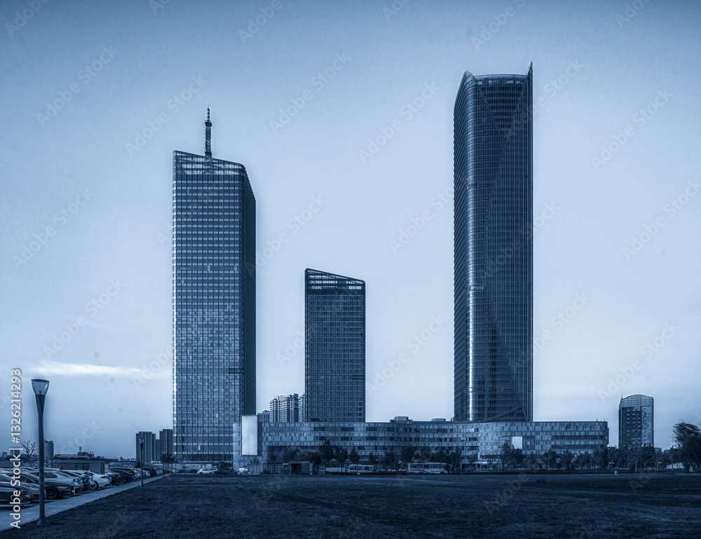 Fototapeta premium Stunning Urban Skyline at Dusk with Towering Skyscrapers