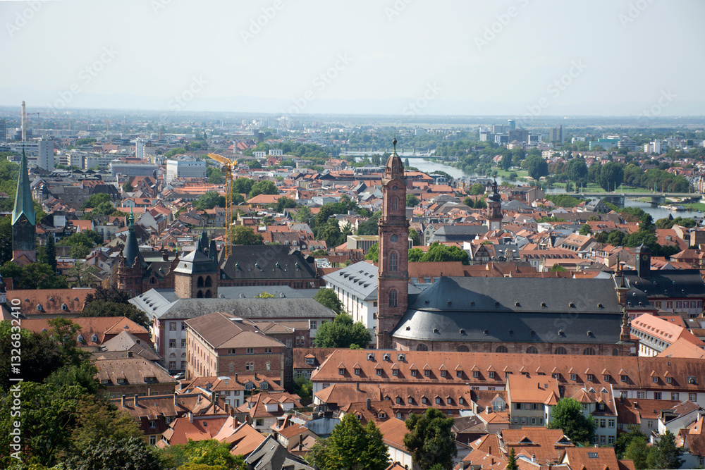 Obraz premium Aerial view landscape and cityscape of Heidelberg old town from Heidelberg Castle at Heidelberg in Baden-Wurttemberg, Germany