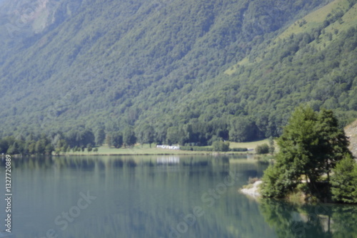 LAGO DE GENOS LONDEVILLE. FRANCIA