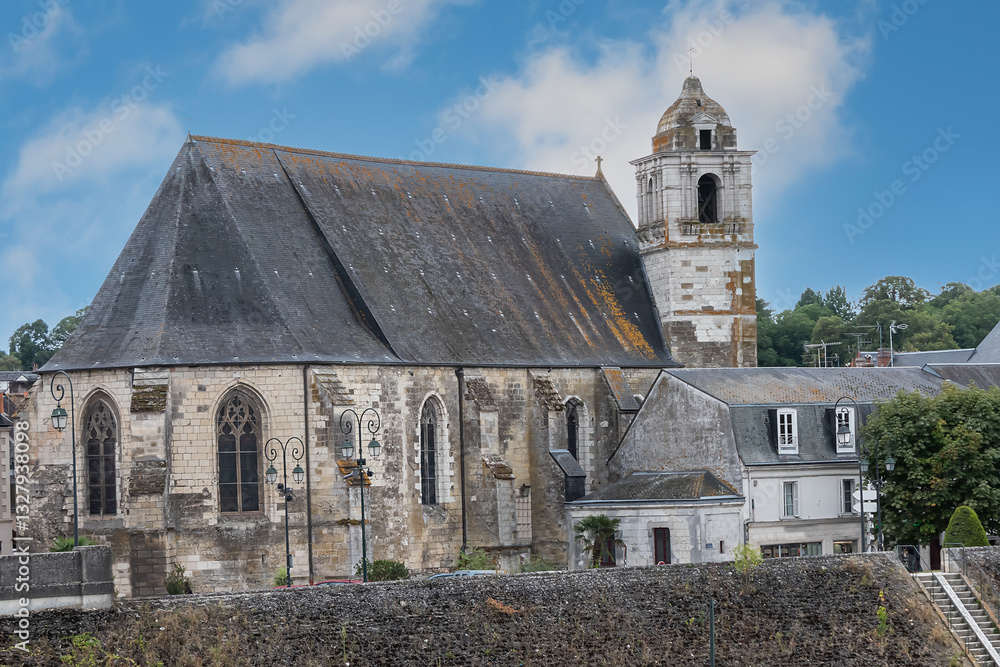 Gothic Saint Florentin church of Amboise (Eglise Saint-Florentin). Louis XI ordered the construction of this church in 1473. Amboise, Valley of Loire, France.