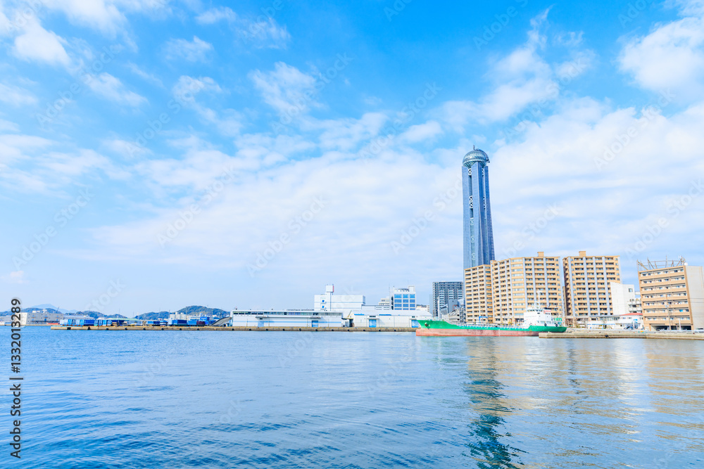 Φωτογραφία 海峡メッセ下関と街並み　山口県下関市　Kaikyo Messe Shimonoseki and the cityscape