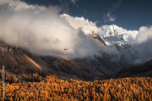 Obraz na płótnie Autumn in Switzerland - Grisons w salonie