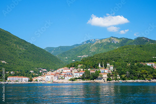 Obraz na płótnie view to coastline of moscenicka draga, boat trip at the ocean. kvarner bucht croatia in summer w salonie