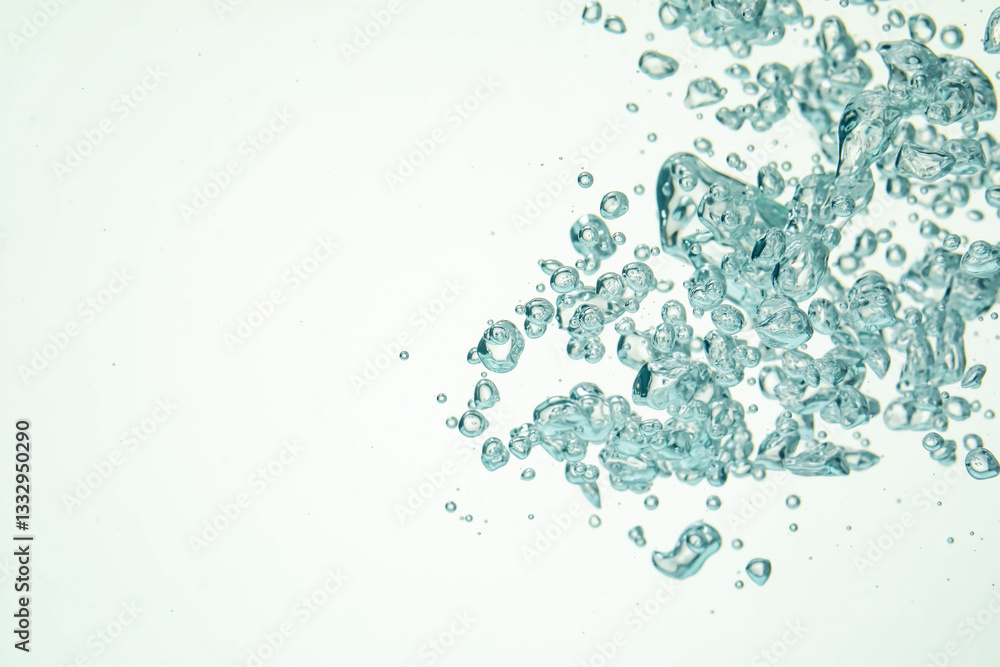 Obraz premium Many water bubbles on light background, closeup. Space for text