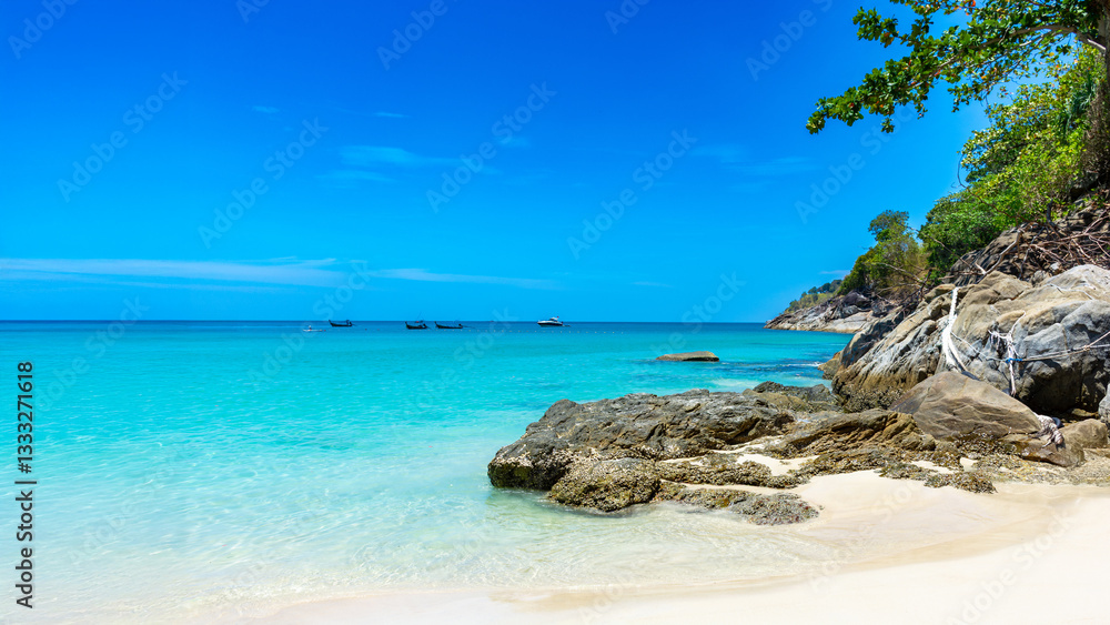 Fototapeta premium Freedom Beach Thailand, White Sand and Turquoise Sea