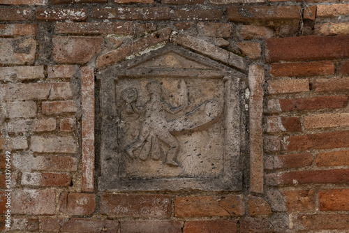 Foto Ancient historical sunken city of Pompeii near Vesuv, Naples, Italy - Stone phal