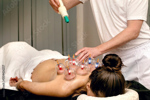 Wallpaper Mural Professional massage therapist Torontodigital.ca