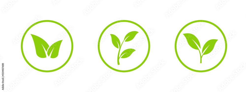 Obraz premium A simple vector icon featuring a green leaf, representing environmental health, organic nutrition, and sustainable agriculture, perfect for eco conscious branding and stickers.