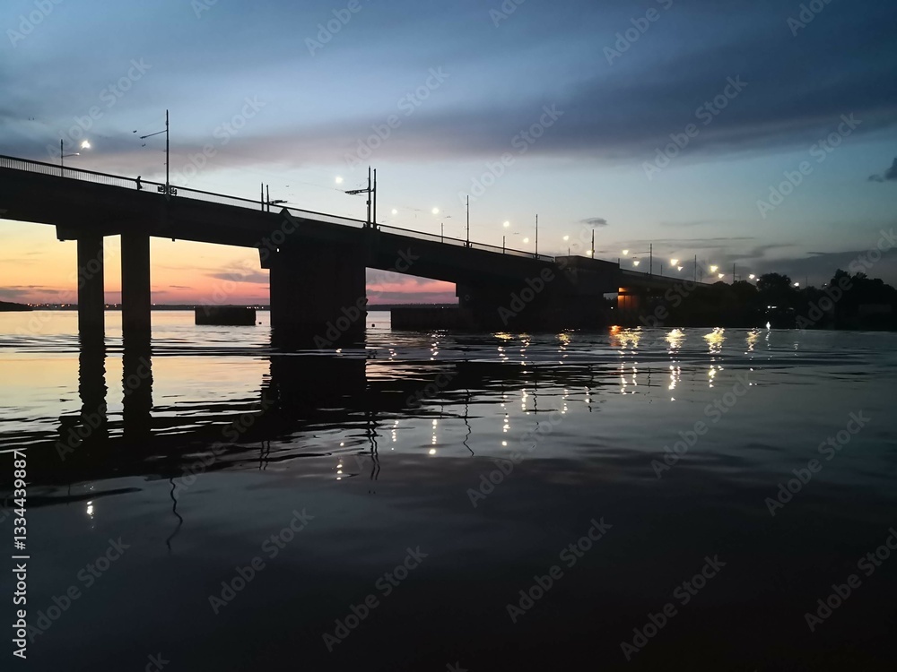 Obraz premium pier at dusk
