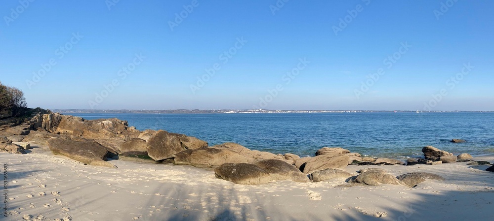 Beig-Meil au long de la côte en Bretagne Cornouaille Finistère France