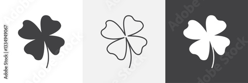 Clover icons in Thin line black color. flat simple vector symbols illustration.