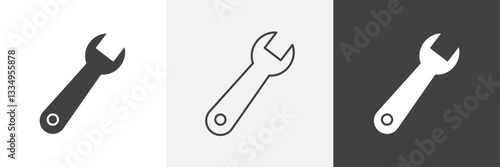 Wrench icons in Thin line black color. flat simple vector symbols illustration.