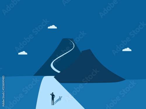 Solve long term problems, businessmen decide on the path to the top