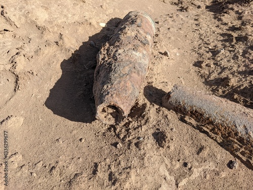 Foto Close-up of Unexploded Ordnance in Dirt