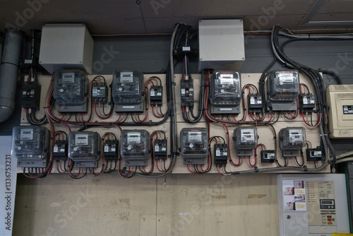 集合住宅の電力メーター