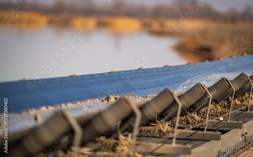 Obraz na płótnie conveyor belt - mining industry - gravel w salonie