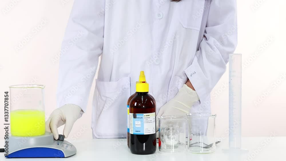 Iodine Clock Reaction Science Experiment Demonstration Iodine Clock Reaction Science Experiment Demonstration
