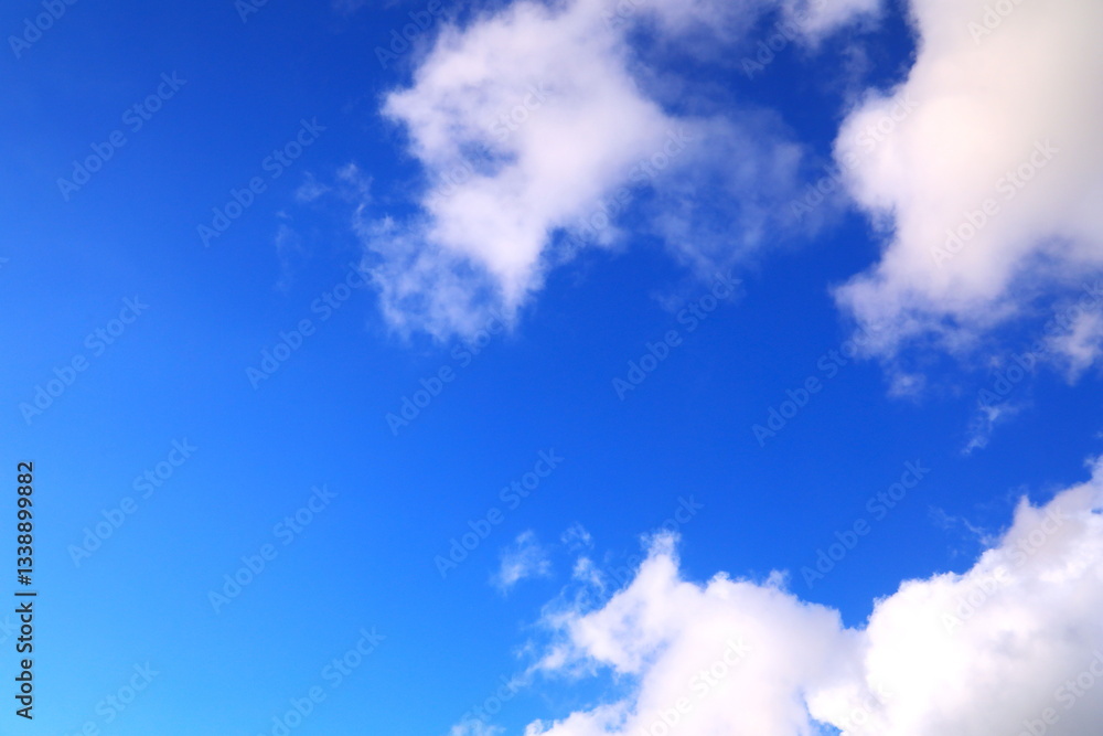 Obraz premium コピースペースのある青い空