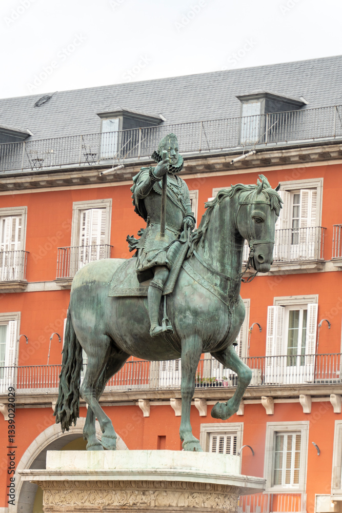 Fototapeta premium plaza Mayor in Madrid, Spain