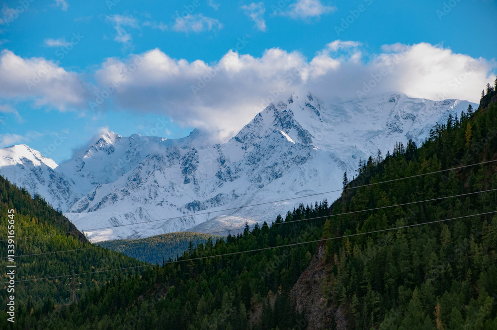 Fototapeta premium mountains in the mountains