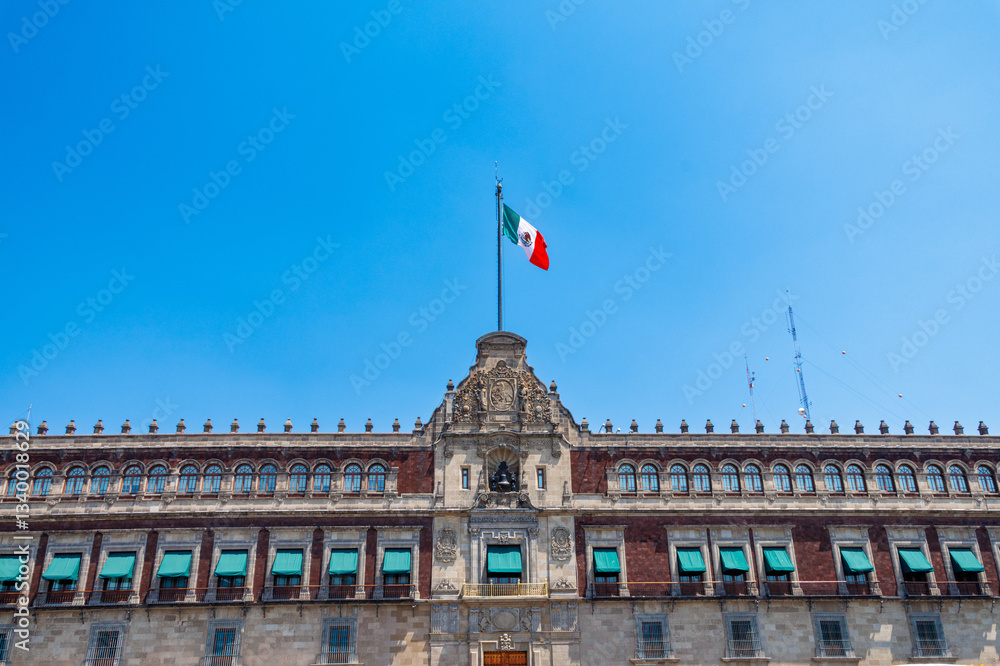 Naklejka premium Mexican national palace