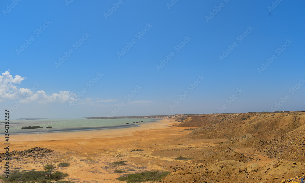 paisajes de la alta guajira, mas exactamente en un lugar llamado bahia hondita, lugar desertico, donde muy poco llueve, en la parte mas al norte de suramerica.. paisajes de la alta guajira, mas exactamente en un lugar llamado bahia hondita, lugar desertico, donde muy poco llueve, en la parte mas al norte de suramerica..