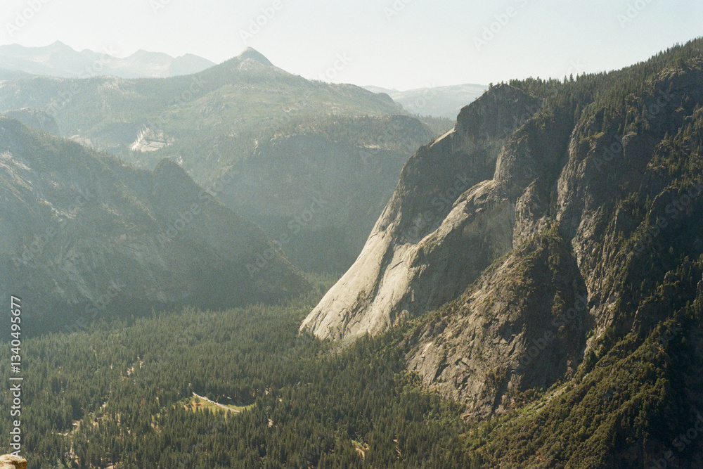 Fototapeta premium Morning Light on Yosemite Valley Cliffs on Film